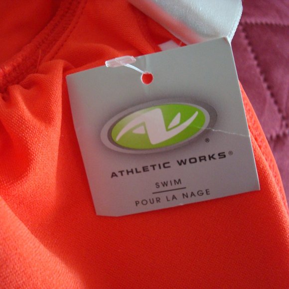 Ladies swim suit top - Picture 4 of 4